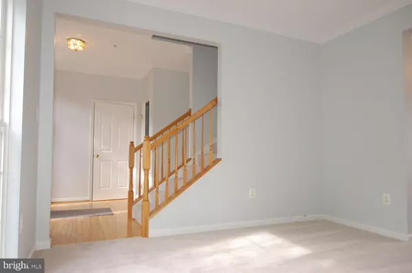 Laurel, MD 20707,14713 EXBURY LN