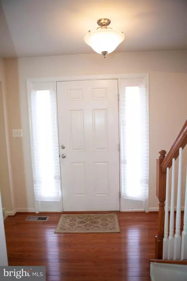 Laurel, MD 20707,13701 VANDERBILT WAY