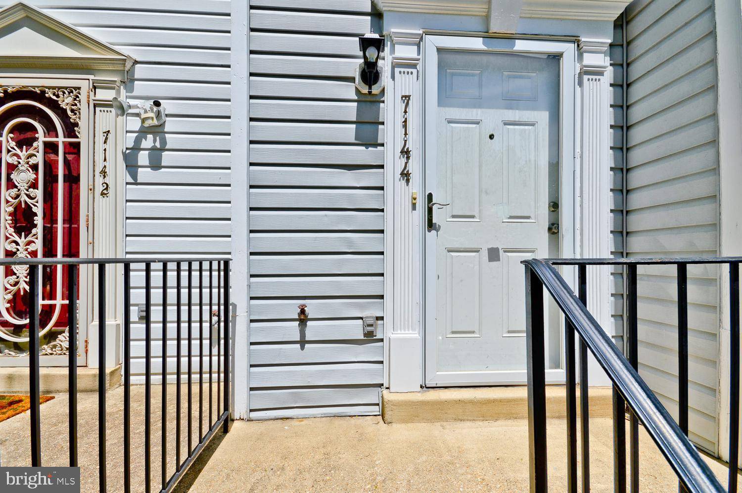 Landover, MD 20785,7144 MAHOGANY DR #3