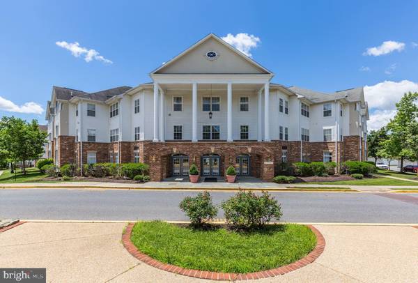 6640 LAKE PARK DR #1B, Greenbelt, MD 20770