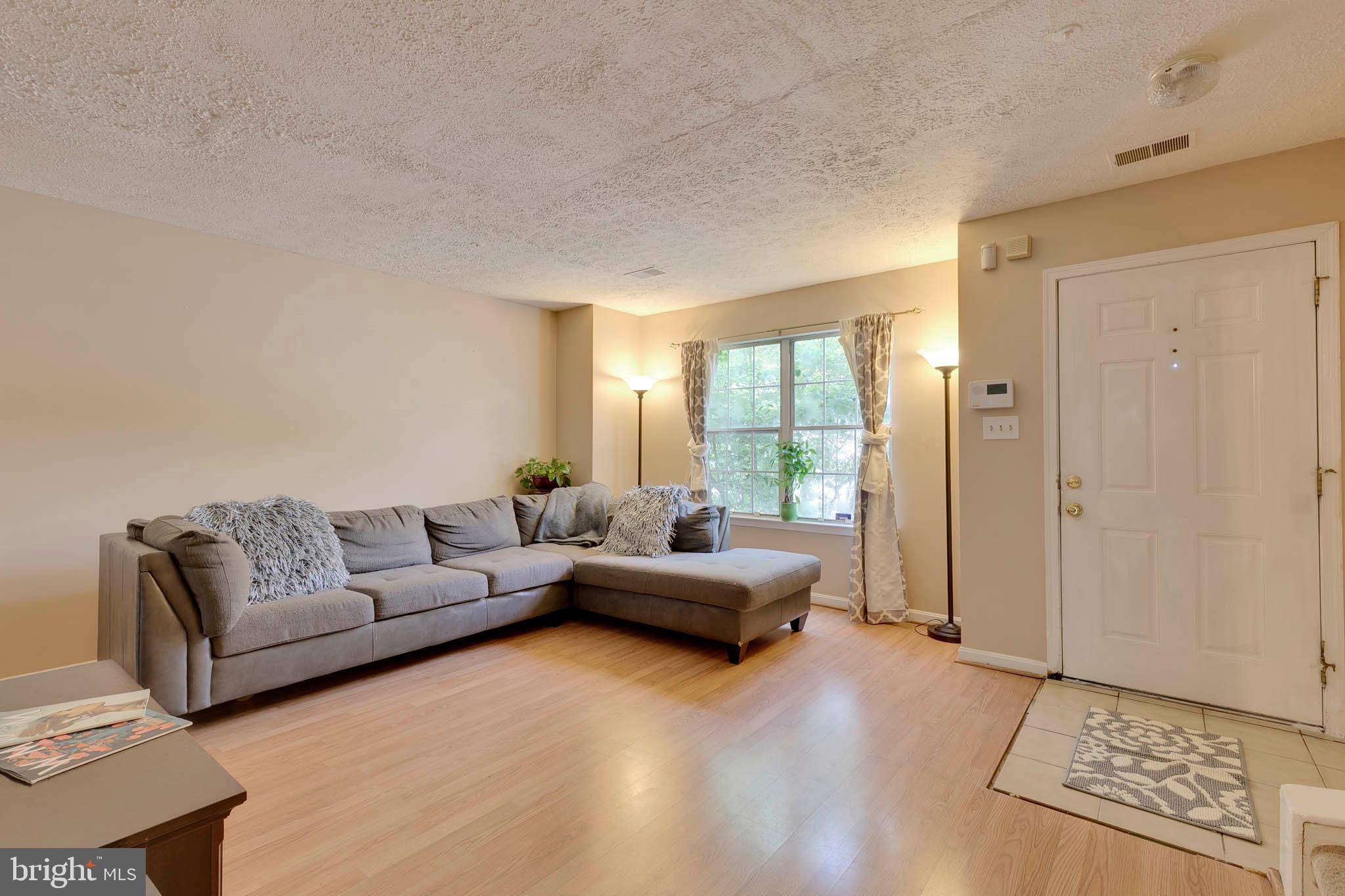 Landover, MD 20785,7173 MAHOGANY DR #5