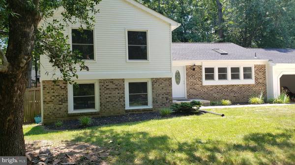 12903 N POINT LN, Laurel, MD 20708