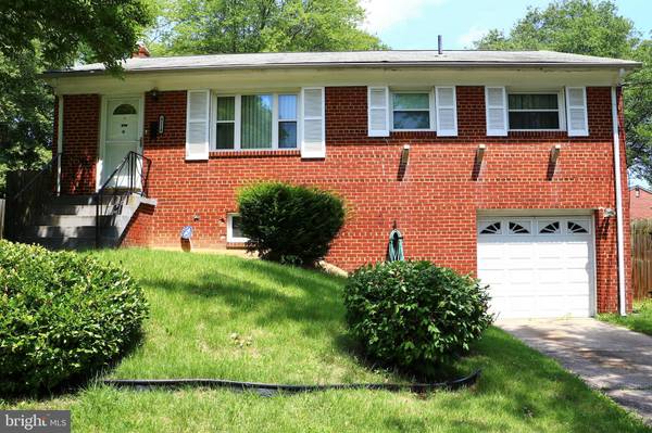 4114 MURDOCK ST, Temple Hills, MD 20748