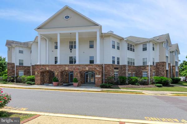 6640 LAKE PARK DR #2I, Greenbelt, MD 20770