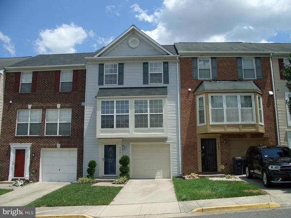 3507 ROUND HILL LN, District Heights, MD 20747