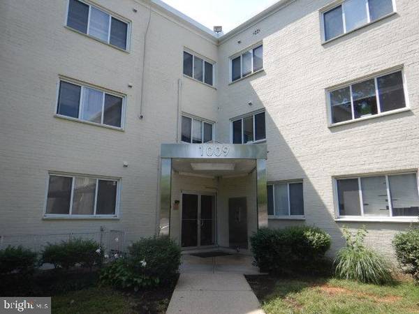 1009 CHILLUM RD #415, Hyattsville, MD 20782