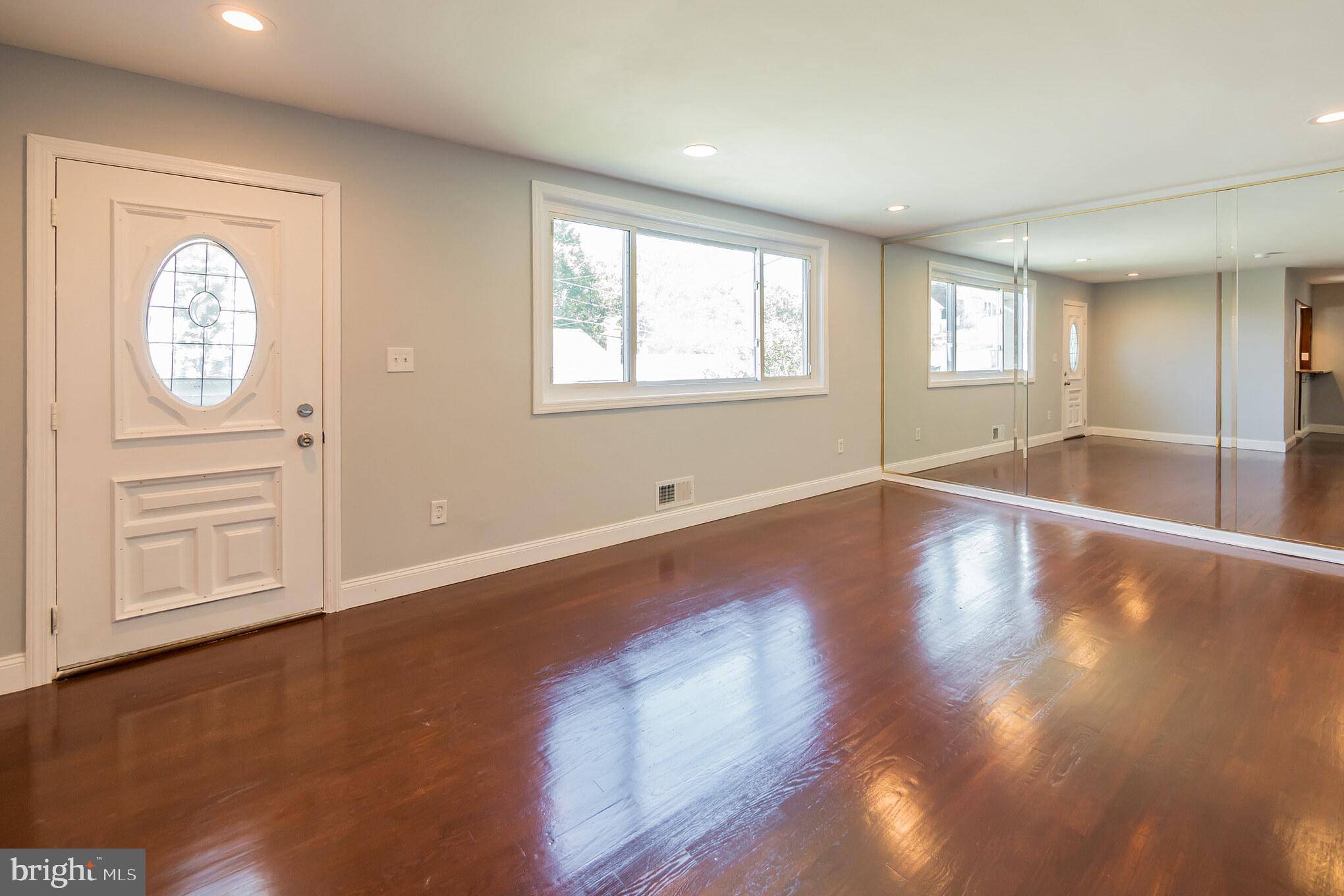 Suitland, MD 20746,1814 PORTER AVE