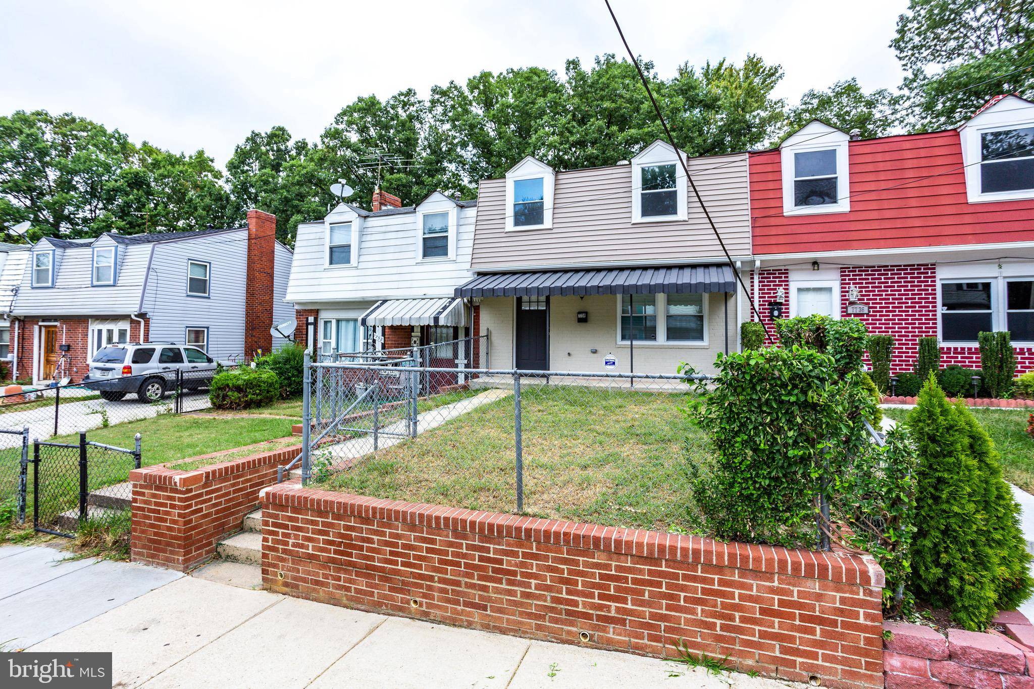 Landover, MD 20785,7734 BURNSIDE RD