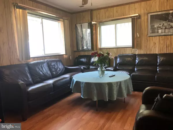 Capitol Heights, MD 20743,1108 ABEL AVE