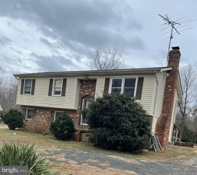 37069 E WINSTON DR, Mechanicsville, MD 20659