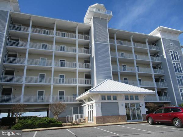 102 WILLIAMS ST #307, Crisfield, MD 21817