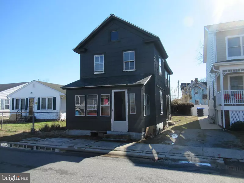 317 LOCUST STREET, Crisfield, MD 21817