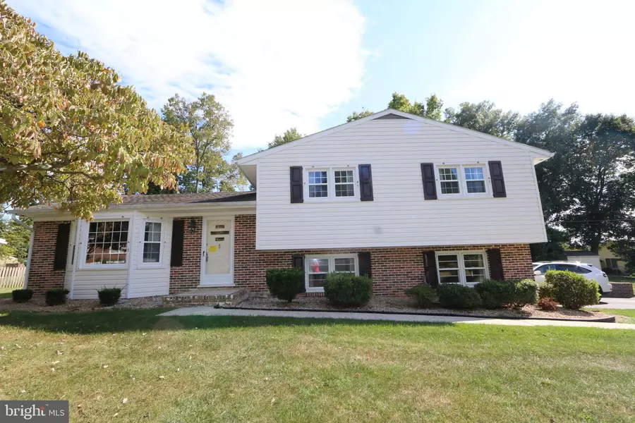 17807 RED OAK DR, Hagerstown, MD 21740