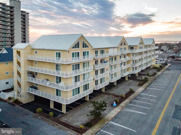 Ocean City, MD 21842,9 90TH ST #302 ISLAND CABANA