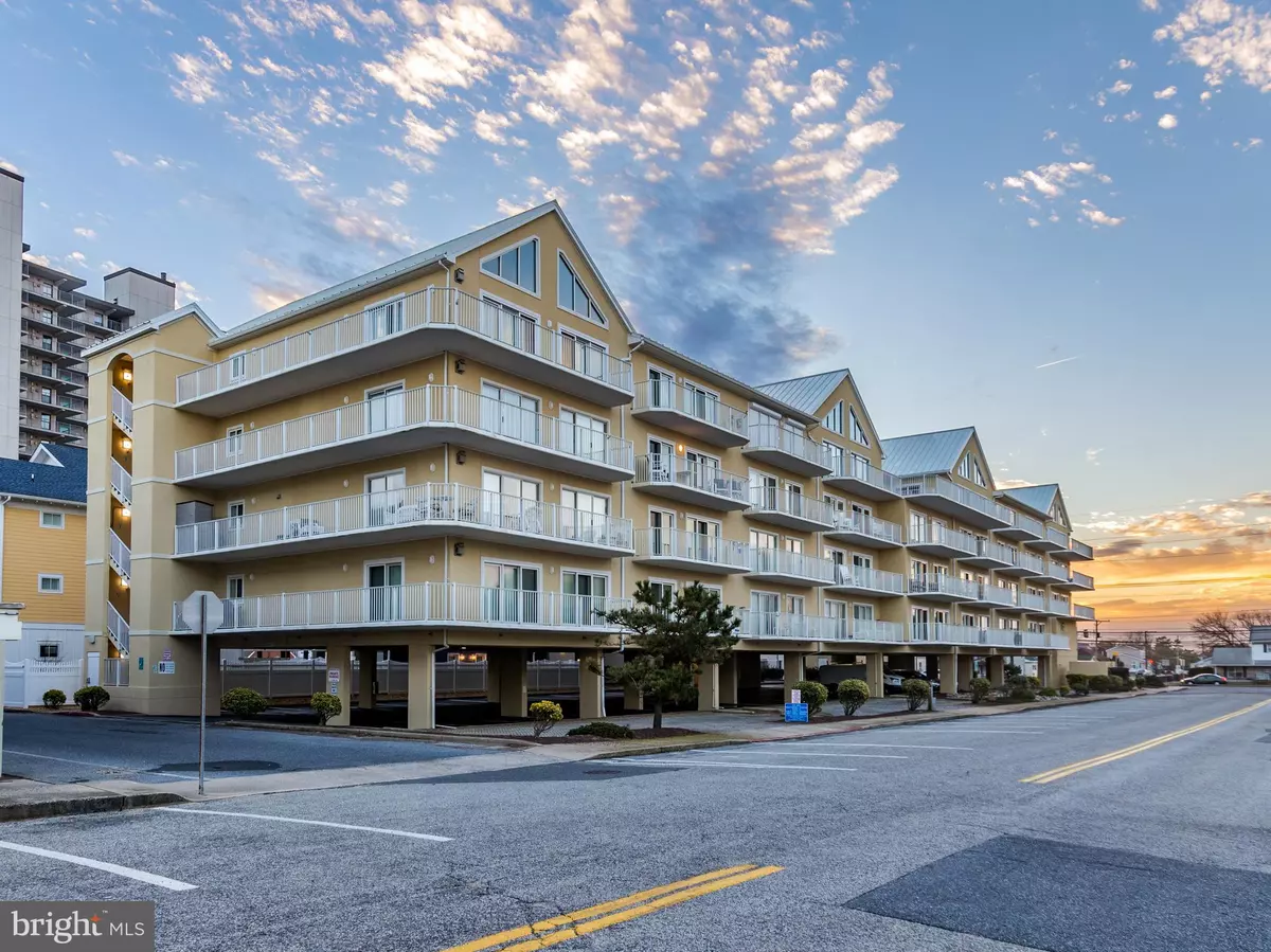 Ocean City, MD 21842,9 90TH ST #302 ISLAND CABANA