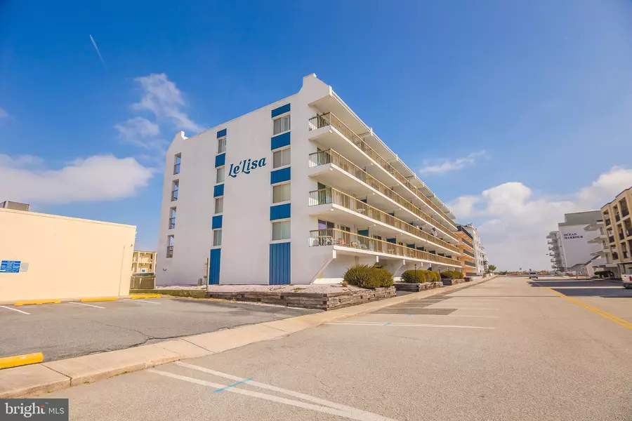 10 143RD ST #104, Ocean City, MD 21842