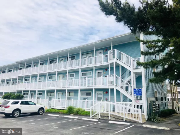 Ocean City, MD 21842,17 72ND ST #8 SEAWAY