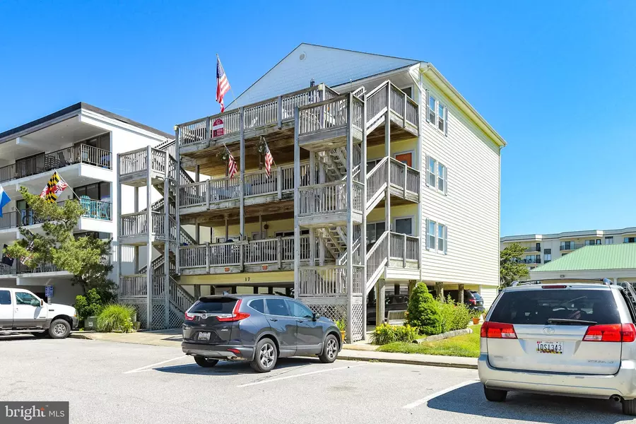 17 143RD ST #301, Ocean City, MD 21842