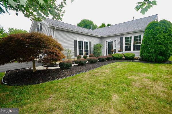 6 BARBARY LN, Columbus, NJ 08022