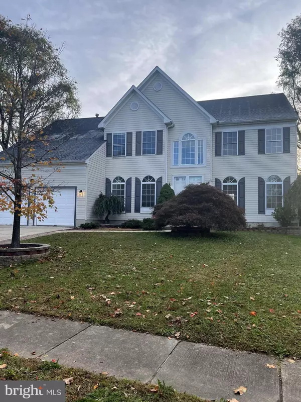 16 STONEHENGE DR, Lumberton, NJ 08048