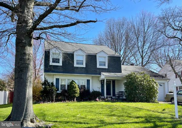 268 BURNING TREE RD, Delran, NJ 08075