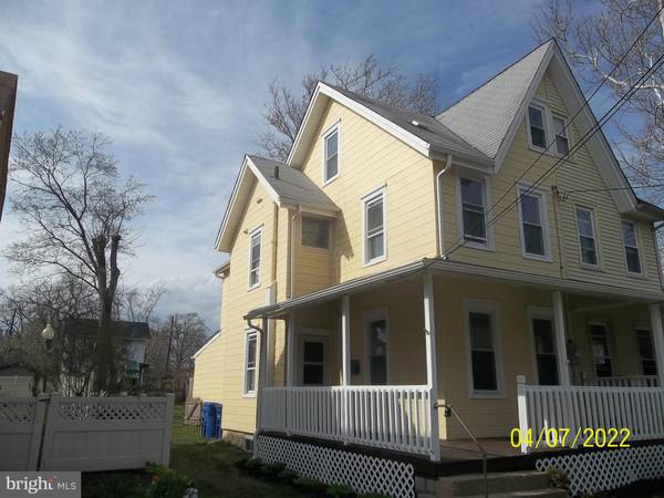 734 CHESTNUT ST, Delanco, NJ 08075