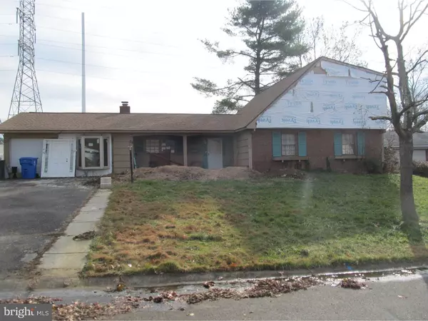 29 COUNTRY CLUB RD, Willingboro, NJ 08046