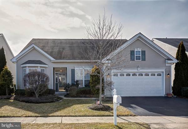 96 CHAMBER LN, Columbus, NJ 08022