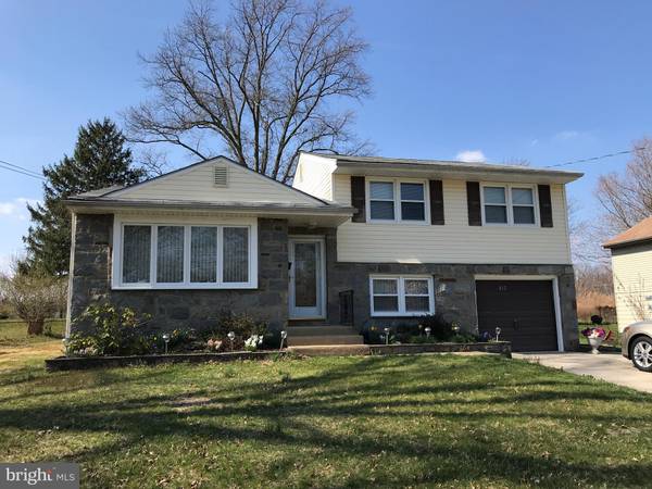 432 WILLOW DR, Cinnaminson, NJ 08077