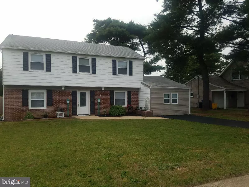 25 BEECHFERN LN, Willingboro, NJ 08046