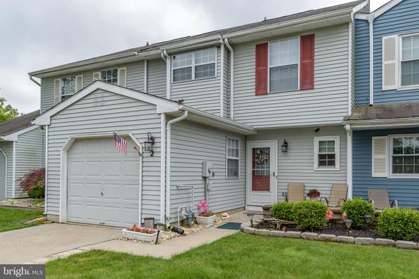 2 DEERFIELD CT #119, Bordentown, NJ 08505