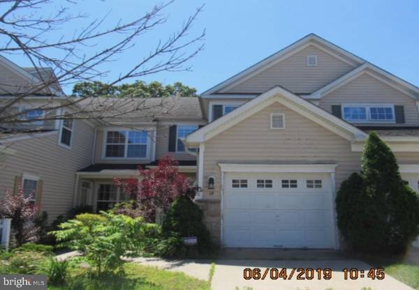 13 STERN LIGHT DR, Mount Laurel, NJ 08054