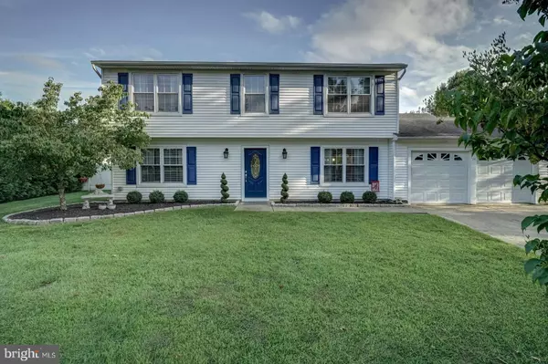 34 CYPRESS DR, Mount Holly, NJ 08060