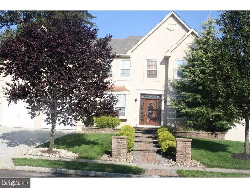 33 LENOX DR, Hainesport, NJ 08036