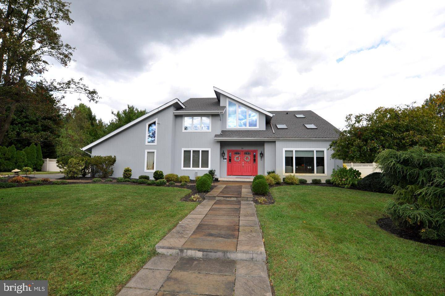 35 ROBERTS DR, Westampton, NJ 08060