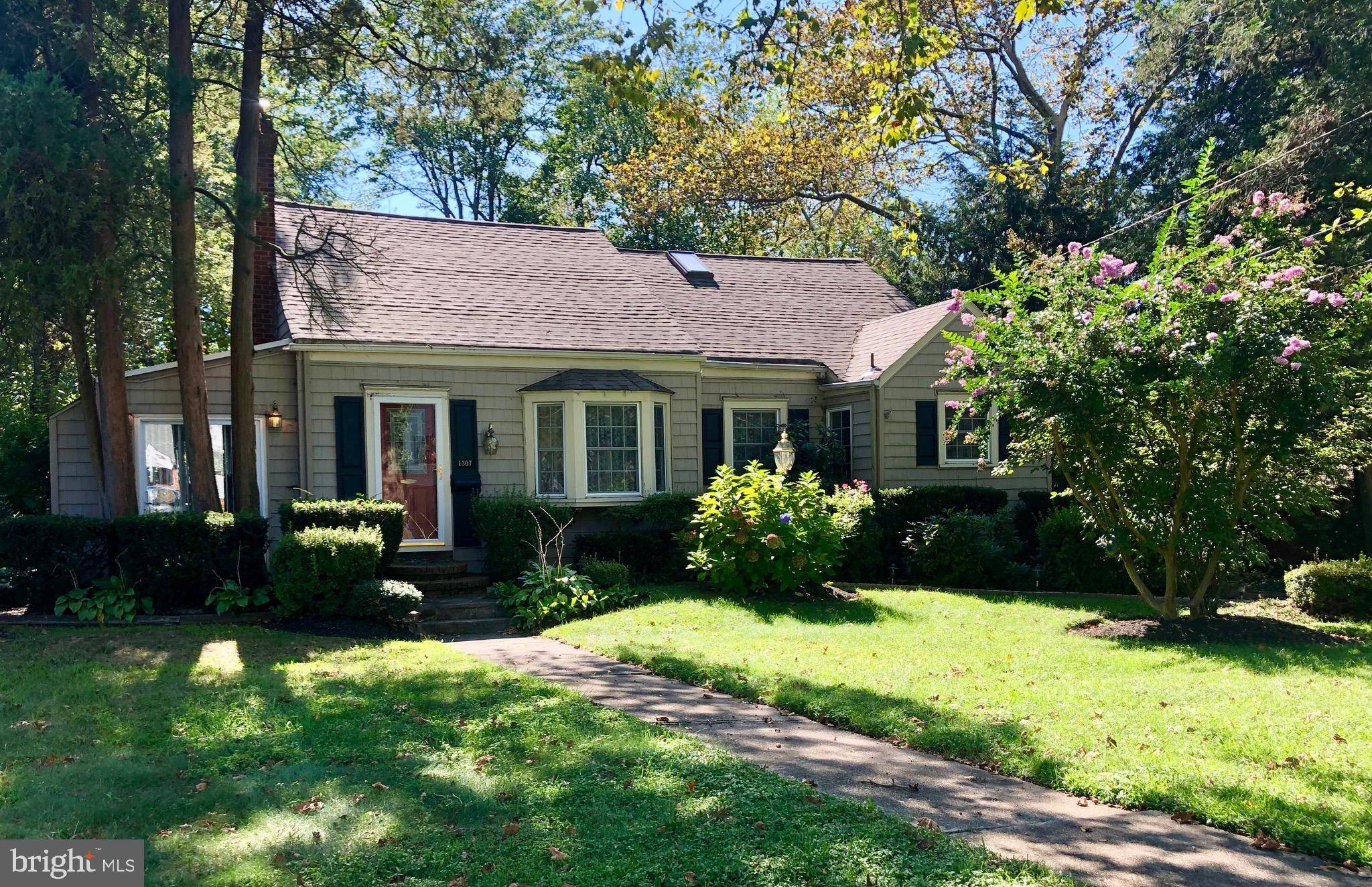 1307 HIGHLAND AVE, Cinnaminson, NJ 08077