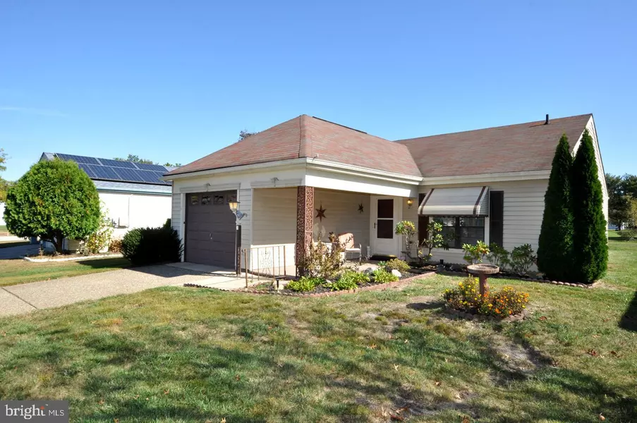 3 S WESTMINSTER DR, Southampton, NJ 08088