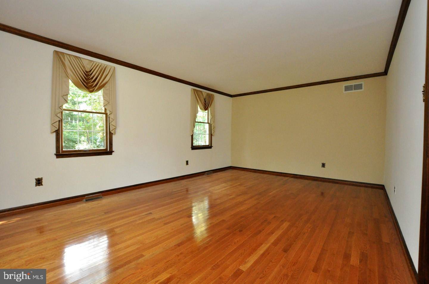 Medford, NJ 08055,11 STRAFFORD CIRCLE ROAD