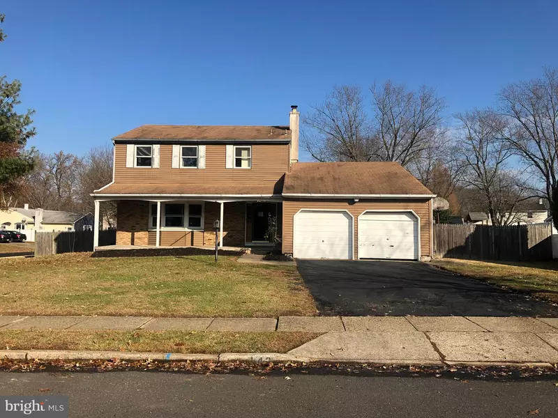 142 SWEDES RUN DR, Delran, NJ 08075