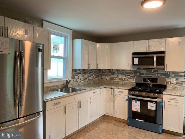 Vineland, NJ 08360,407 W ELMER ST