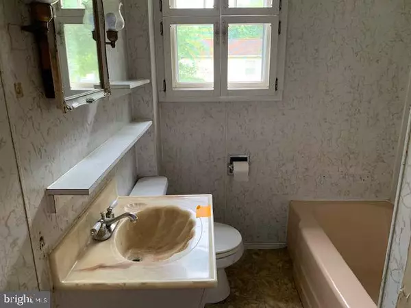 Vineland, NJ 08360,318 MOUNT VERNON ST