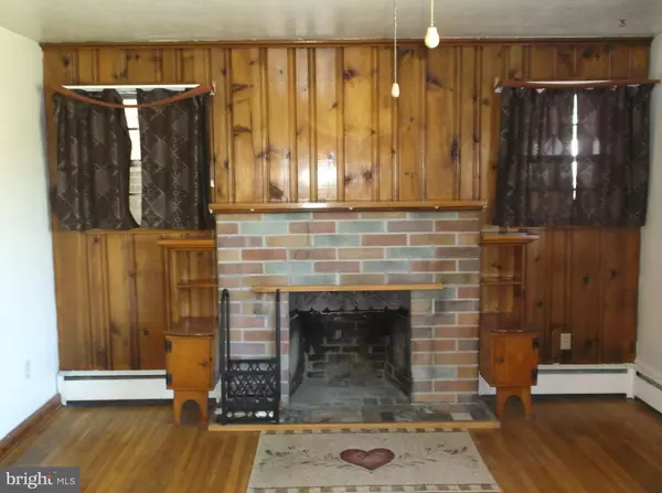 Bridgeton, NJ 08302,15 SMITH DR