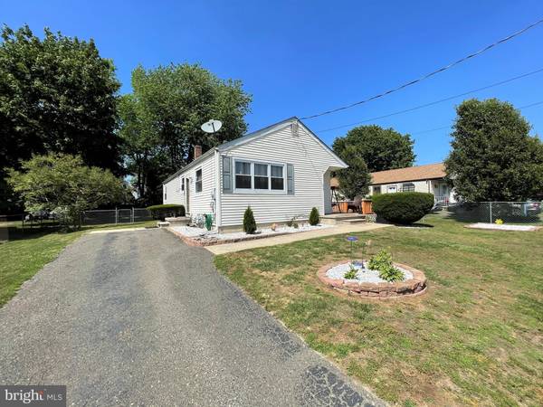 416 W WOOD ST, Vineland, NJ 08360