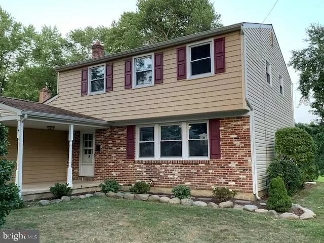 138 THORNHILL RD, Cherry Hill, NJ 08003