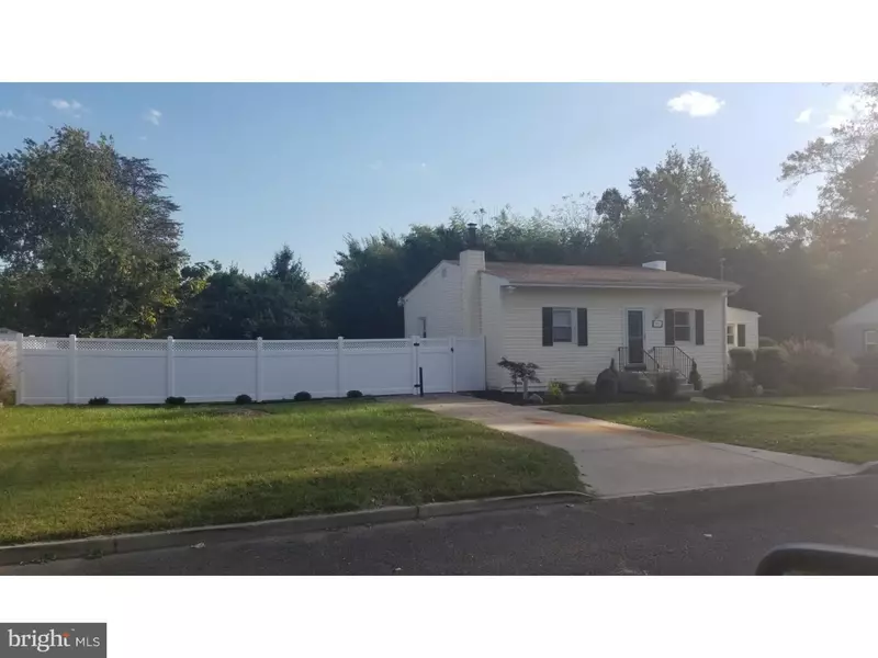 141 MARSHALL AVE, Blackwood, NJ 08012