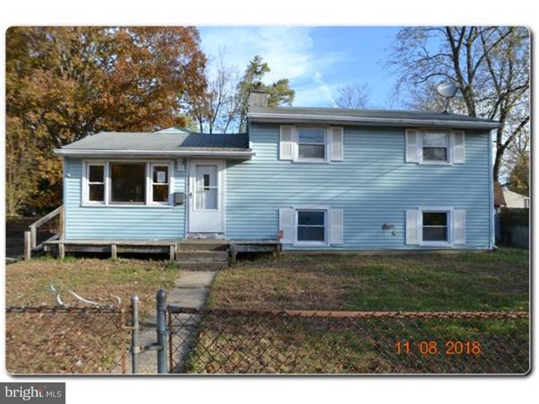 1042 CREST RD, Pine Hill, NJ 08021