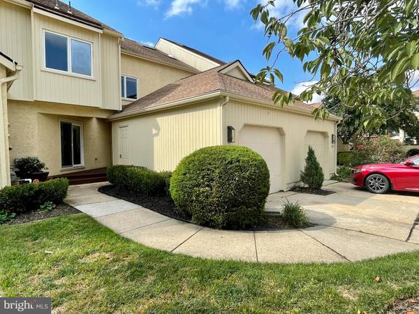 1607 CHANTICLEER DR, Cherry Hill, NJ 08003