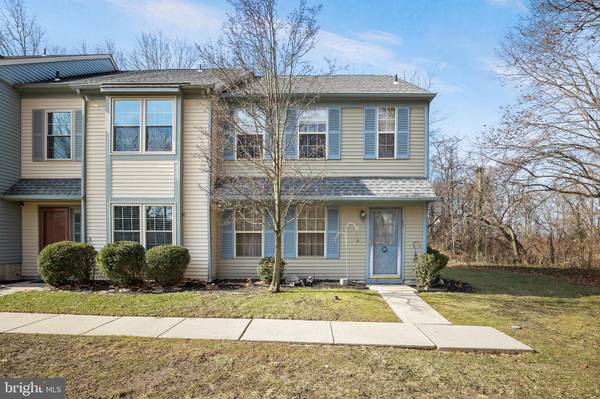 13 VILLAGE CT, Audubon, NJ 08106