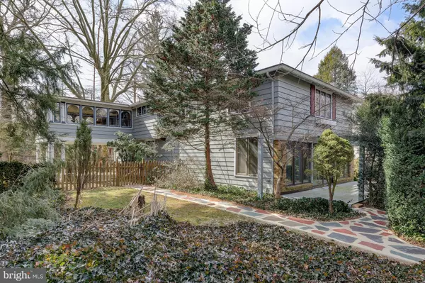 230 W SUMMIT AVE, Haddonfield, NJ 08033