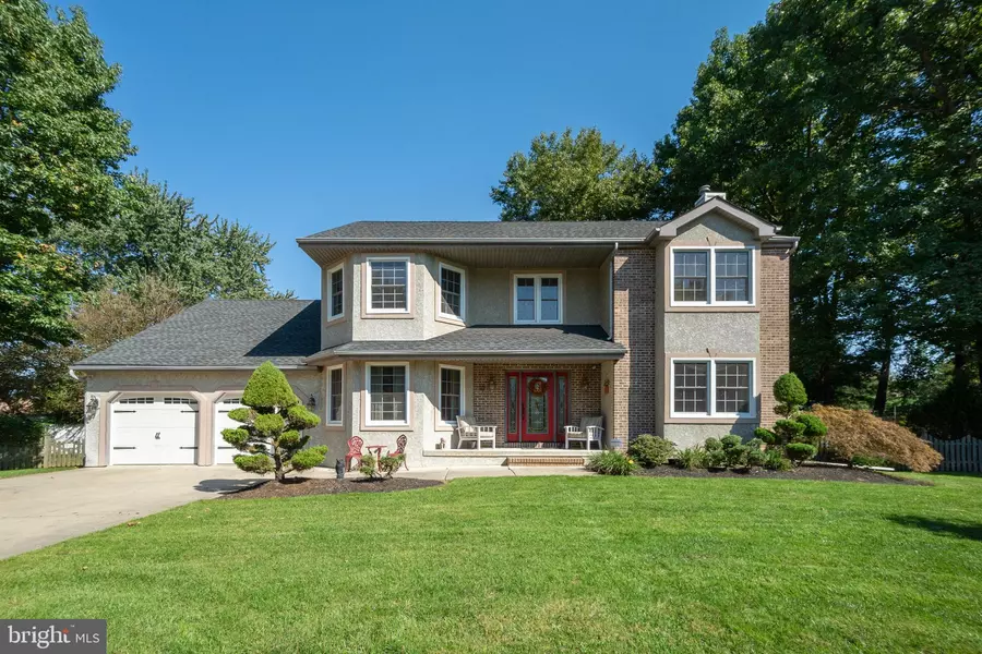 10 BAYBERRY CT, Cherry Hill, NJ 08003